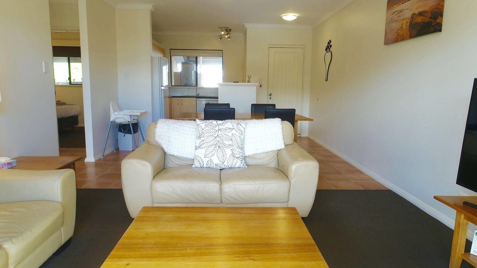 Margaret River Beach Apartments Gnarabup Esterno foto